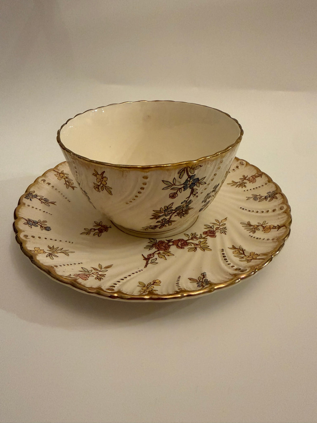 Sarreguemines Louis XV ショコラカップ＆ソーサー