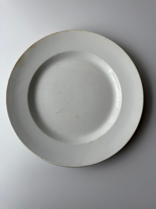 Creil et Montereau 白リム大皿
